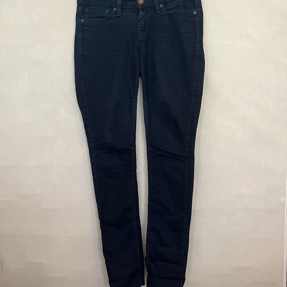 Guess Jeans - Picture 2 of 5